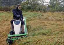 Mașini de tuns iarba Ride on și Tractoare de grădină Etesia HYDRO 80 MKHPF