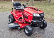 Mașini de tuns iarba Ride on și Tractoare de grădină Craftsman T130 CMXGRAM1130038