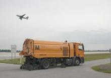 Măturătoare stradale montate pe camion cu înălțime de aspirație dreapta Faun Terrajet 7