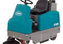 Măturători stradale compacte Tennant Tennant 6100
