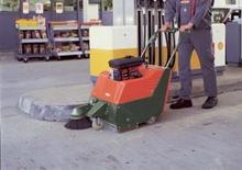 Măturători stradale controlate manual Hako Hamster 700 E