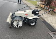 Măturători stradale controlate manual Cramer KM HVR 100