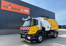 Măturători stradale montate pe camion, operare duală Bucher-Schörling Omnifant 80