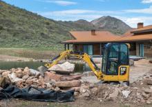 Mini excavatoare Caterpillar 302 CR