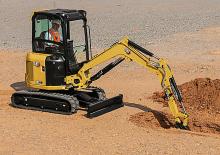 Mini excavatoare Caterpillar 302.7 CR