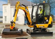 Mini excavatoare JCB 8026 CTS