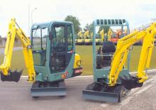 Mini excavatoare Yanmar B 17-3
