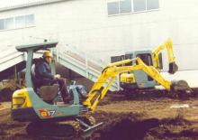 Mini excavatoare Yanmar B 17 CRE