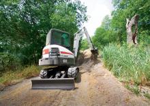 Mini excavatoare Bobcat E32