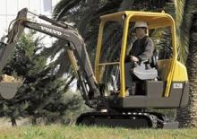 Mini excavatoare Volvo EC15B XTV