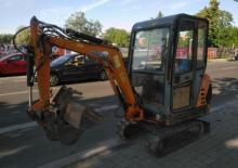 Mini excavatoare Hanix H 15 B