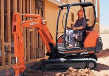 Mini excavatoare Kubota KX71-3S