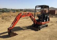 Mini excavatoare Thomas T-15S