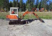 Mini excavatoare Hitachi UE 30