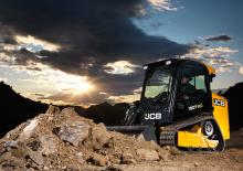 Mini încărcătoare JCB 150T