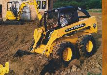 Mini încărcătoare John Deere Construction 240-II