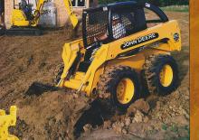 Mini încărcătoare John Deere Construction 240