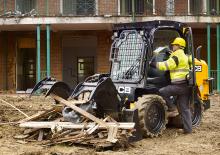 Mini încărcătoare JCB 300