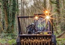 Mini încărcătoare JCB 325T