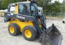 Mini încărcătoare John Deere Construction 326D