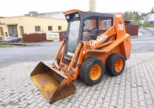 Mini încărcătoare Locust 753