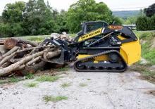 Mini încărcătoare New Holland C332