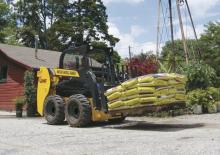 Mini încărcătoare New Holland L216