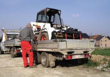 Mini încărcătoare Bobcat S100