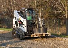 Mini încărcătoare Bobcat T590