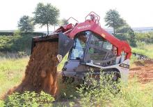 Mini încărcătoare Takeuchi TL 10 V2