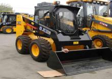 Mini încărcătoare XCMG XT750