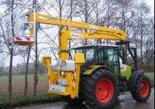 Nacele cu braț articulat montate pe trailer Thomas Hoogwerkers 120 NK