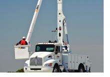 Nacele cu braț articulat montate pe trailer Altec AN46-OC
