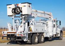 Nacele cu braț articulat montate pe trailer Altec AN50EOC-E80