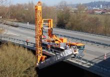 Nacele cu braț articulat montate pe trailer Moog MBI 180-1,7/S