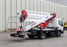 Nacele cu braț articulat montate pe trailer ISOLI PNT220NLX