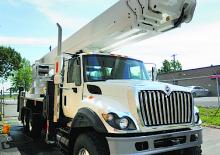 Nacele cu braț articulat montate pe trailer Bronto Skylift S 255 HLA