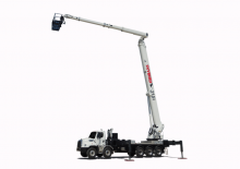 Nacele cu braț articulat montate pe trailer Versalift SKY-215-I (SKYBIRD) 