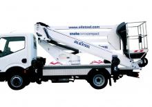 Nacele cu braț articulat montate pe trailer Oil & Steel Snake 2010A Plus