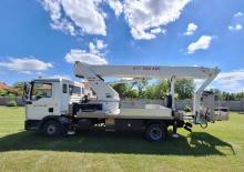 Nacele cu braț articulat montate pe trailer Esda TG 1500