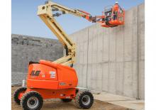 Nacele cu braț articulat pe roți JLG 450AJ