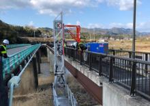 Nacele cu braț articulat pe șenile Moog MBI 70-1/SR