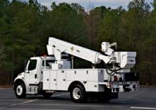 Nacele telescopice montate pe camion Altec ALB42PR