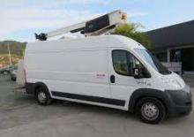 Nacele telescopice montate pe camion Versalift ET 38 NF