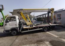Nacele telescopice montate pe camion Multitel J 350 TA
