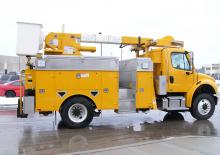 Nacele telescopice montate pe camion Terex SC42