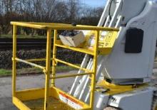 Nacele verticale cu un singur catarg Niftylift Alleycat