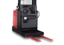 Order pickers (preparatoare de comenzi) RAYMOND 5300