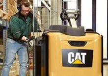 Order pickers (preparatoare de comenzi) Caterpillar NOM10P