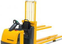 Order pickers (preparatoare de comenzi) Jungheinrich ECD 320